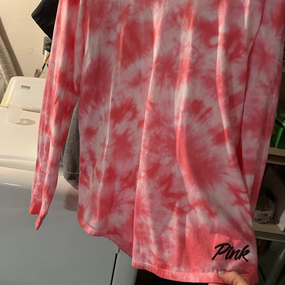 Love Pink Tie due  pink and white long sleeve